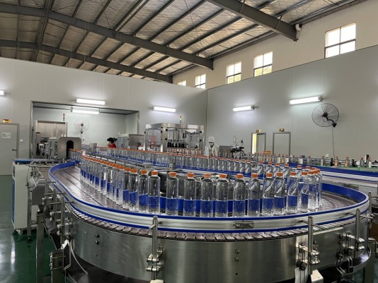 High-end mineral water production: mineral water production enterprises